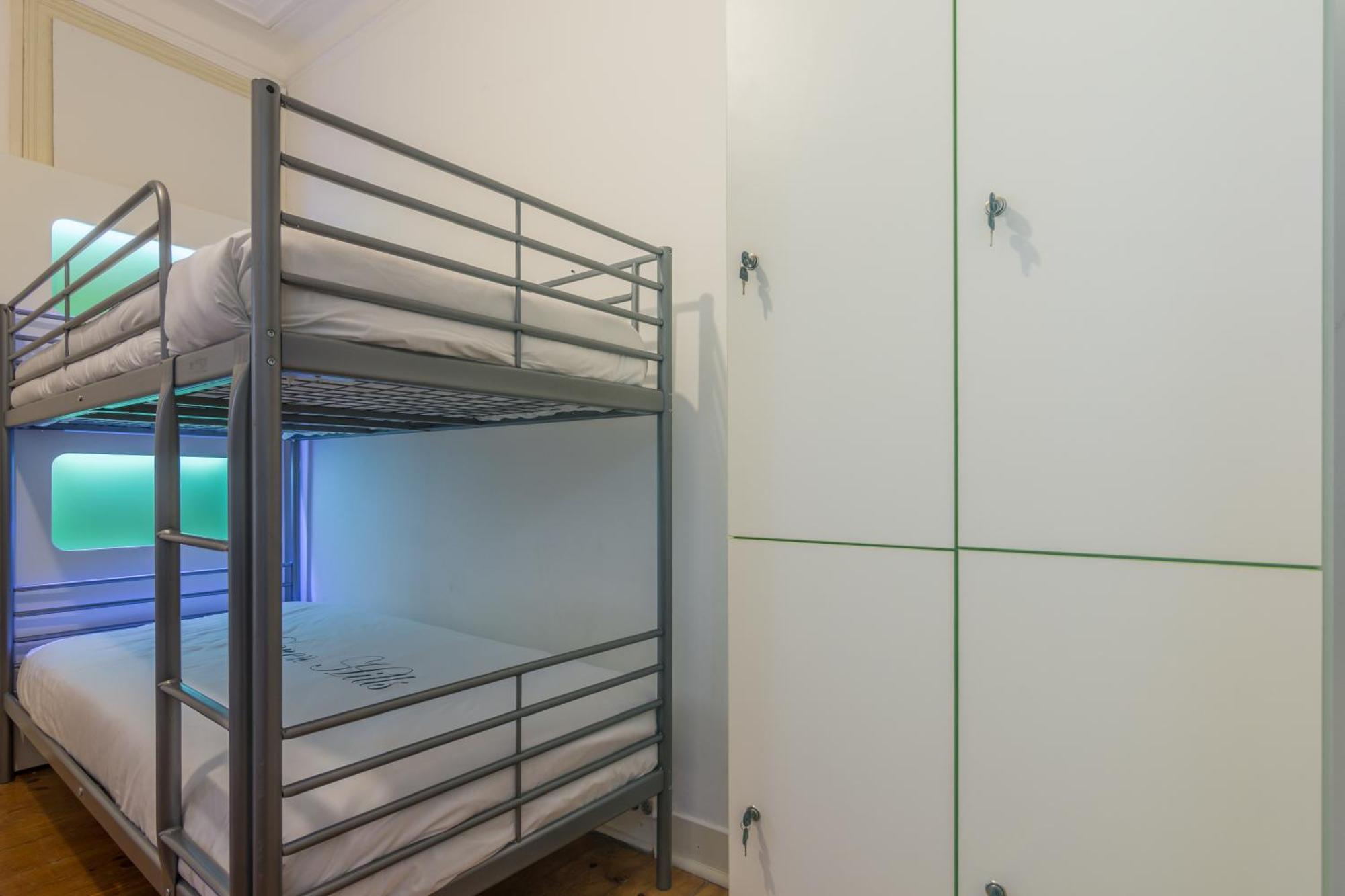 Bett im gemischten 6-Bett-Schlafsaal